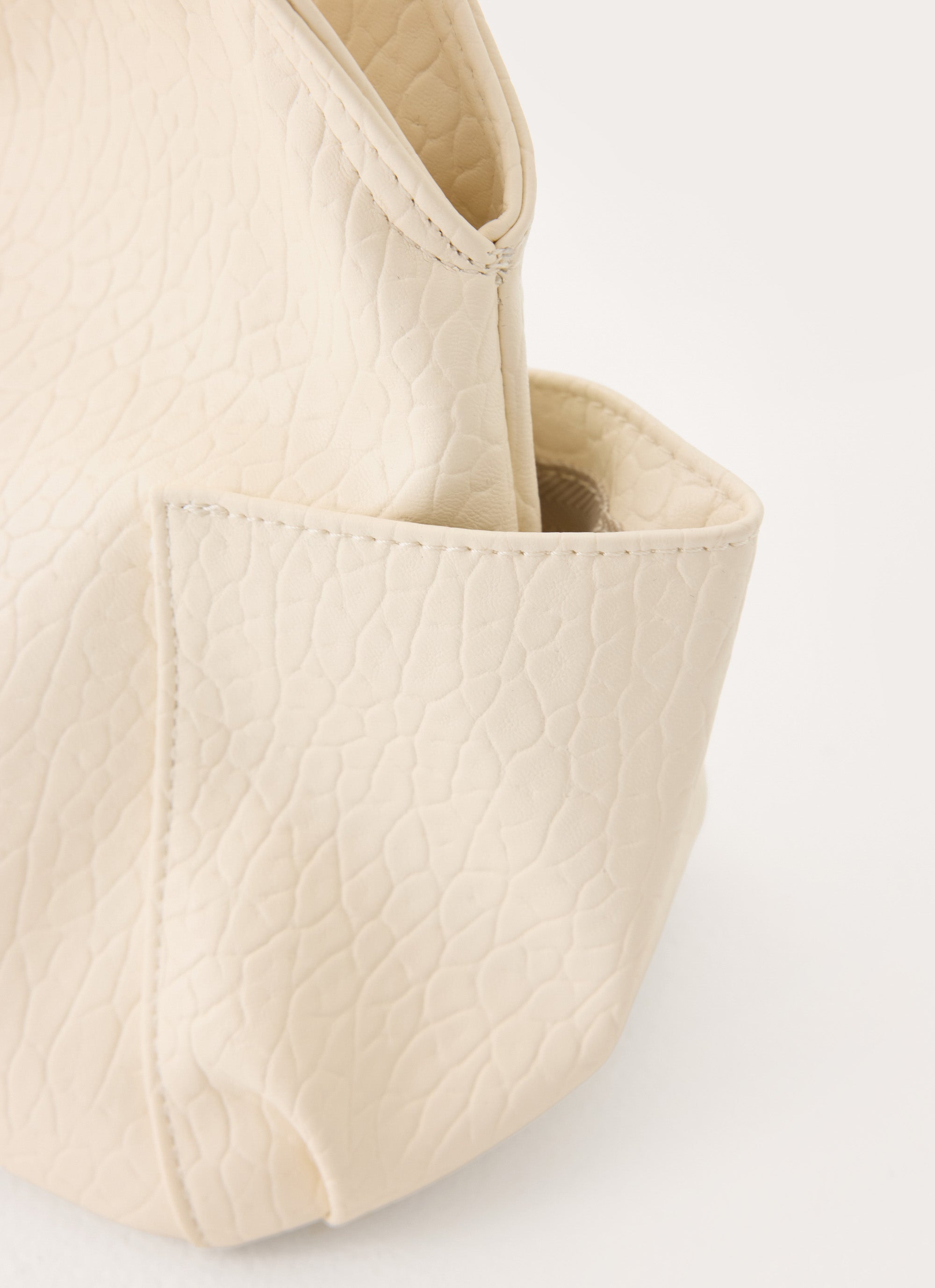 Lorelai Handbag - Cream