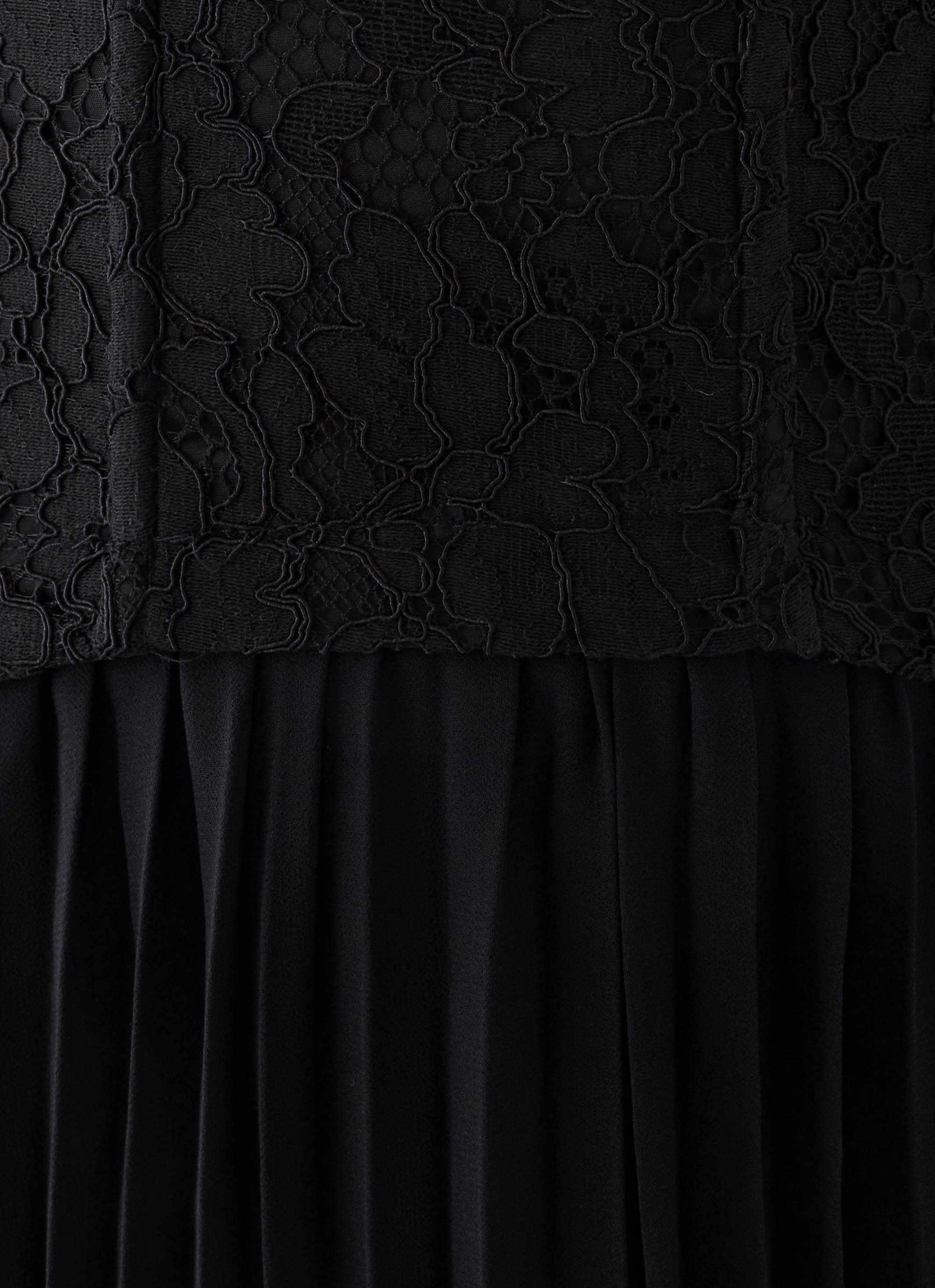 Tunnel Vision Maxi Dress - Black