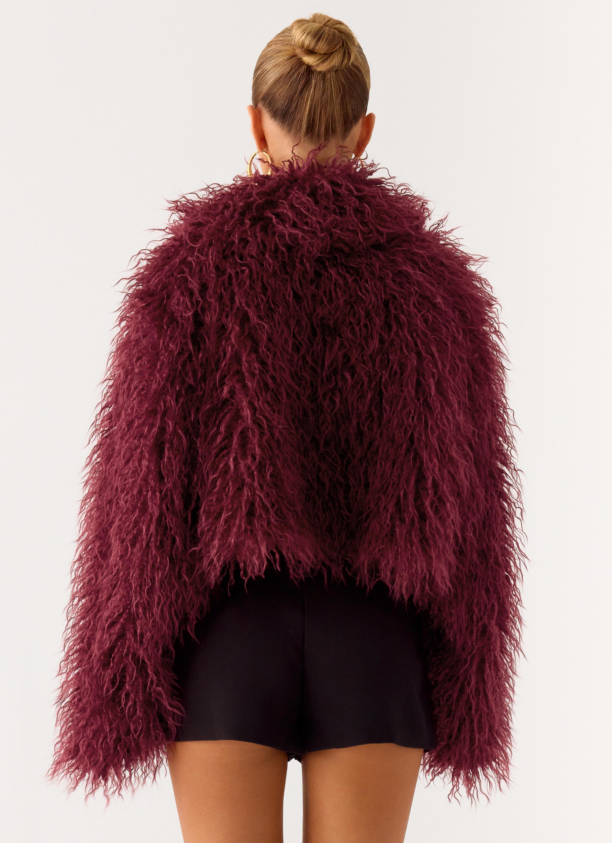 Virginia Cropped Faux Fur Jacket - Maroon